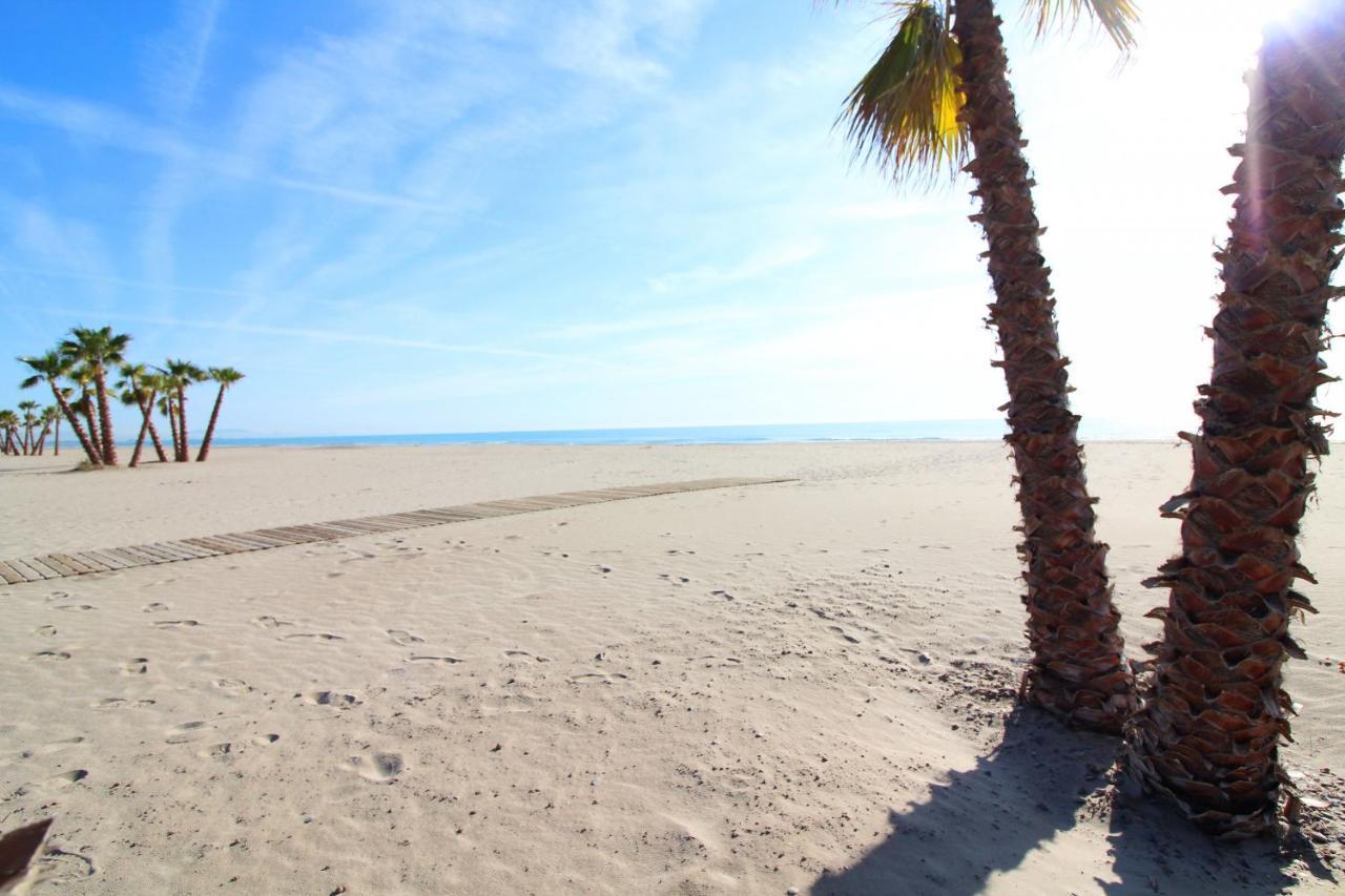 Global Properties, Apartamento Con Piscina Y Terraza En Canet Playa カネット・デ・ベレンゲル エクステリア 写真